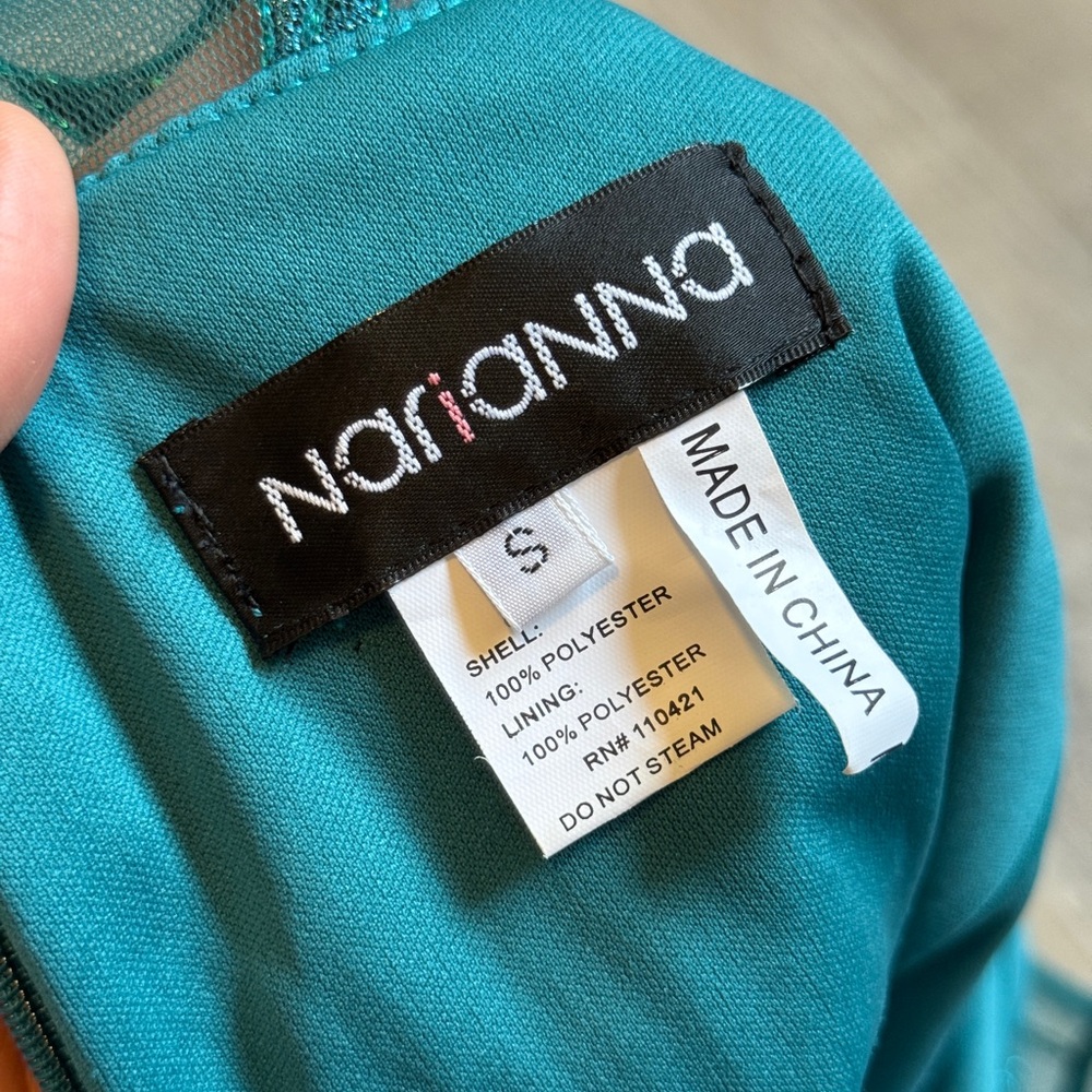Narianna Elegant Teal Lace Dress- Size S - Picture 7 of 12
